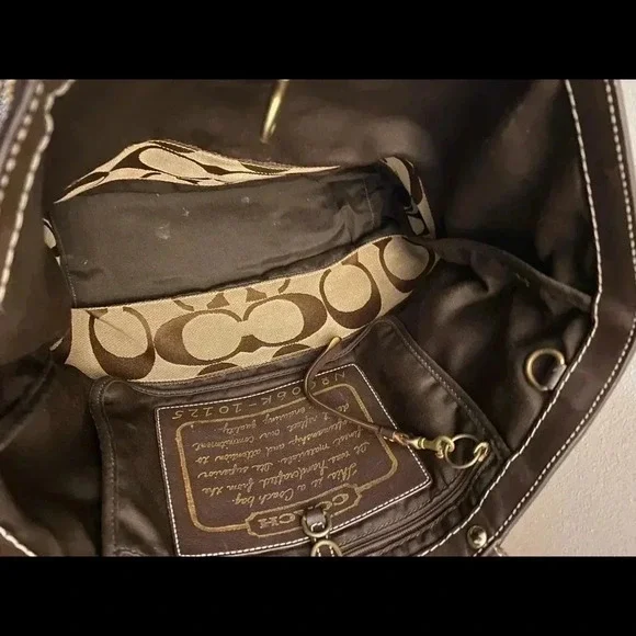 Coach - Signature Sufflette Boho Shoulder Bag - Picture 4 of 9